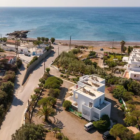 Apartament Tselios &